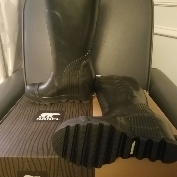 New SOREL JOAN RAIN WEDGE TALL BOOTS - Picture 4 of 4